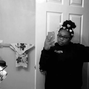 Meet your Posher, Tenisha